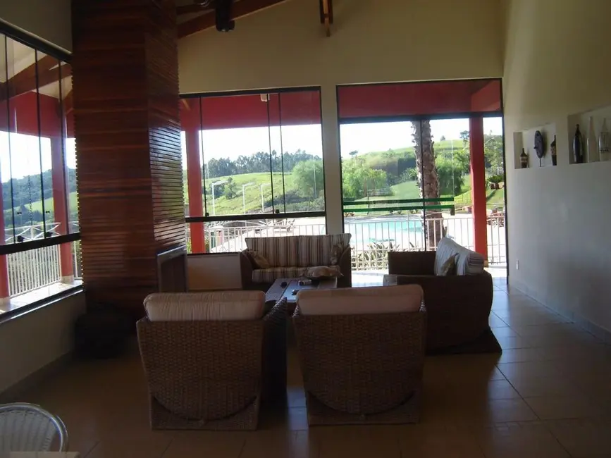 Terreno / Lote à venda, 1032m2 em Paraibuna - SP - imagem 5 Foto 5 de Terreno / Lote à venda, 1032m2 em Paraibuna - SP