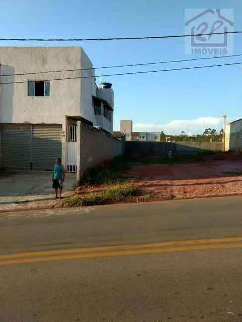 Foto 2 de Terreno / Lote à venda, 180m2 em Sao Jose Dos Campos - SP