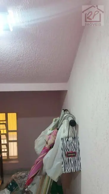 Sobrado com 2 quartos à venda, 150m2 em Sao Jose Dos Campos - SP - imagem 8 Foto 8 de Sobrado com 2 quartos à venda, 150m2 em Sao Jose Dos Campos - SP