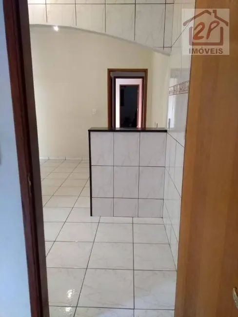 Foto 3 de Casa com 2 quartos à venda, 125m2 em Parque Aeroporto, Taubate - SP