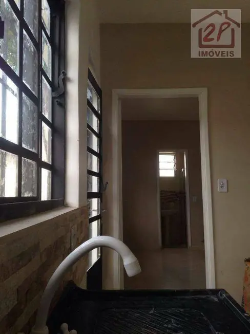 Casa com 3 quartos à venda, 200m2 em Sao Jose Dos Campos - SP - imagem 4 Foto 4 de Casa com 3 quartos à venda, 200m2 em Sao Jose Dos Campos - SP