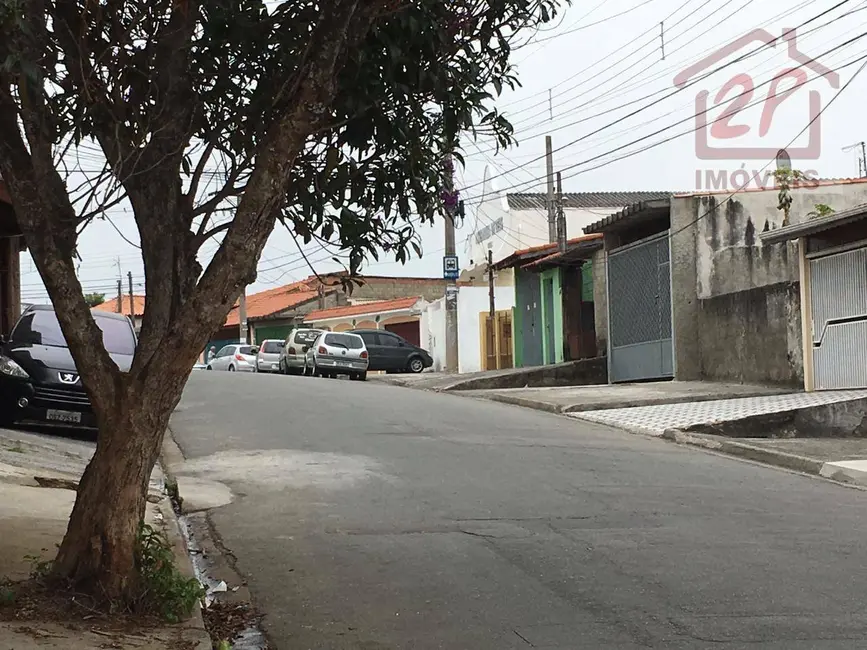 Foto 5 de Casa com 2 quartos à venda, 150m2 em Parque Santo Antônio, Jacarei - SP