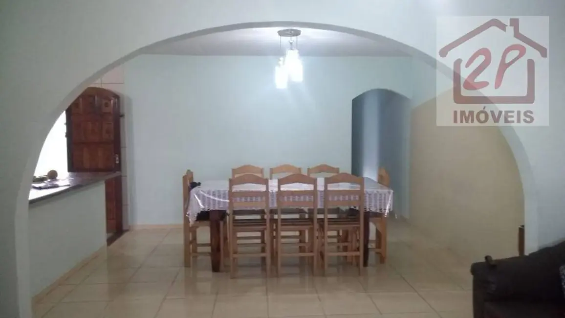 Foto 5 de Casa com 2 quartos à venda, 140m2 em Parque dos Príncipes, Jacarei - SP