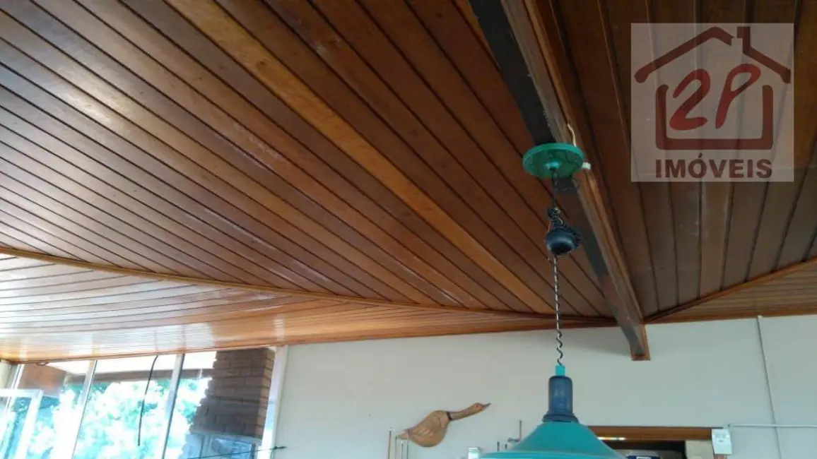 Sobrado com 6 quartos à venda, 300m2 em Sao Jose Dos Campos - SP - imagem 8 Foto 8 de Sobrado com 6 quartos à venda, 300m2 em Sao Jose Dos Campos - SP