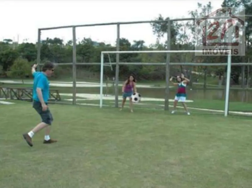 Foto 2 de Terreno / Lote à venda, 1290m2 em Jardim América, Jacarei - SP