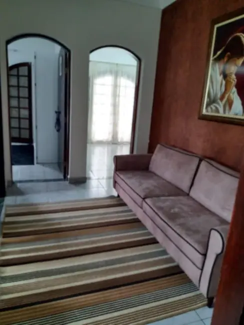 Foto 3 de Sobrado com 3 quartos à venda, 370m2 em Jardim Santa Maria, Jacarei - SP