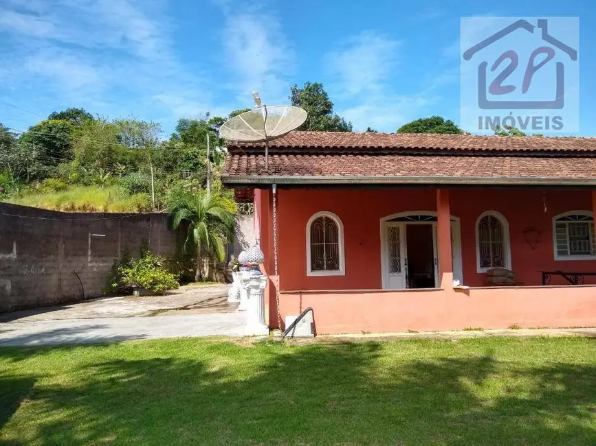 Chácara com 3 quartos à venda, 2000m2 em Sao Jose Dos Campos - SP - imagem 8 Foto 8 de Chácara com 3 quartos à venda, 2000m2 em Sao Jose Dos Campos - SP