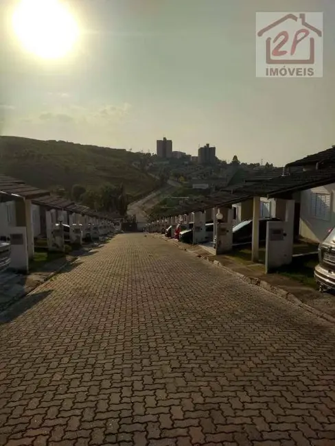 Foto 9 de Casa com 2 quartos à venda, 66m2 em Jardim Maria Amélia, Jacarei - SP