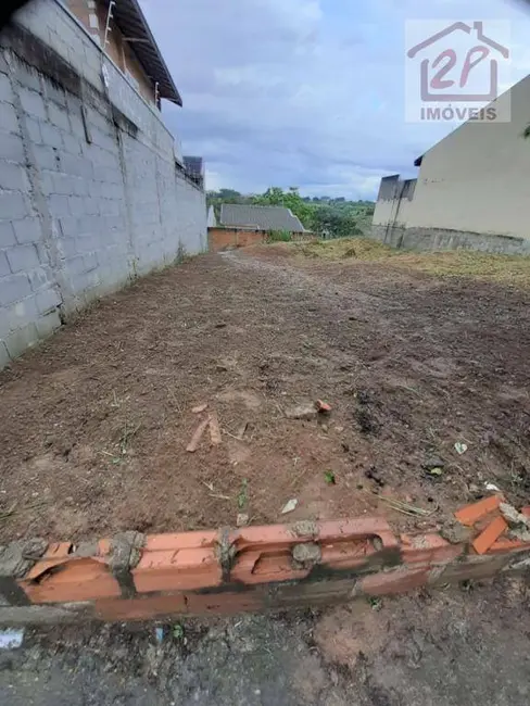 Foto 3 de Terreno / Lote à venda, 175m2 em Jacarei - SP
