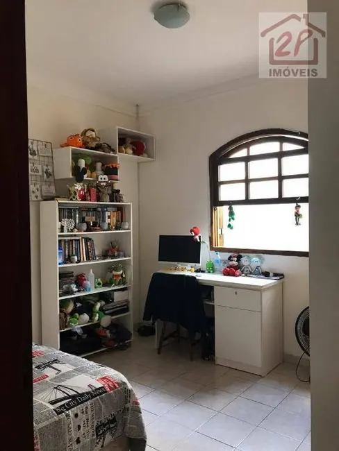 Foto 3 de Casa com 4 quartos à venda, 164m2 em Sao Jose Dos Campos - SP