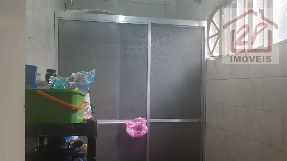 Foto 4 de Casa com 4 quartos à venda, 250m2 em Jardim Jacinto, Jacarei - SP