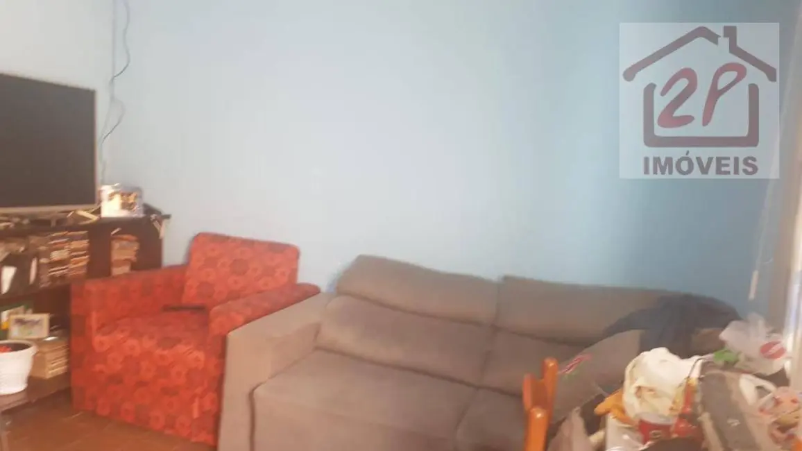 Foto 2 de Casa com 4 quartos à venda, 250m2 em Jardim Jacinto, Jacarei - SP