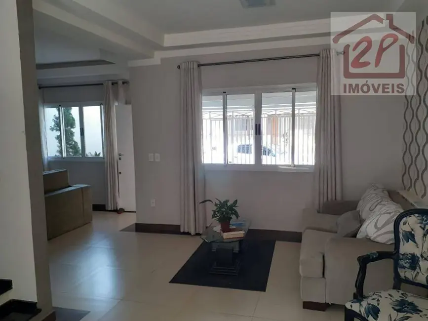 Foto 3 de Casa com 3 quartos à venda, 159m2 em Residencial Santa Paula, Jacarei - SP