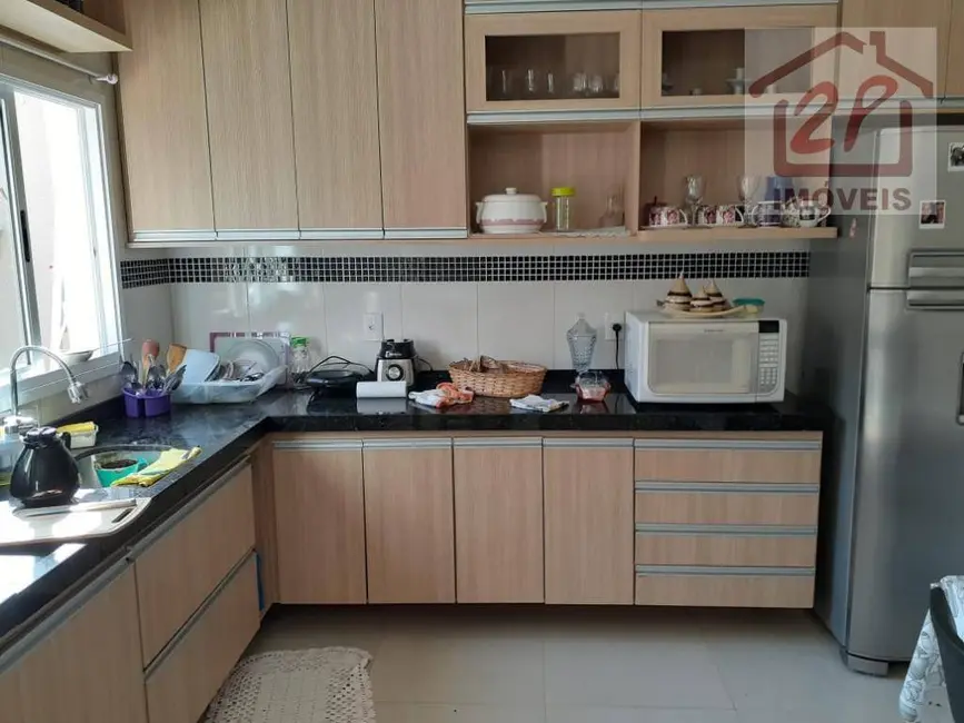 Foto 9 de Casa com 3 quartos à venda, 159m2 em Residencial Santa Paula, Jacarei - SP