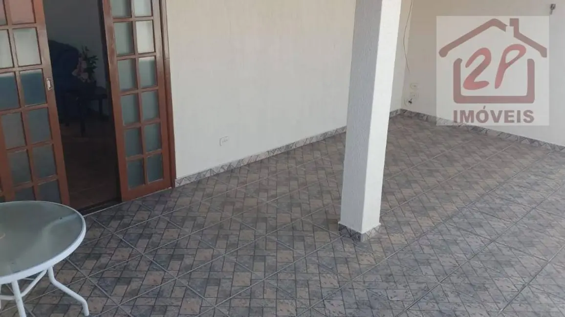 Foto 4 de Casa com 4 quartos à venda, 250m2 em Sao Jose Dos Campos - SP