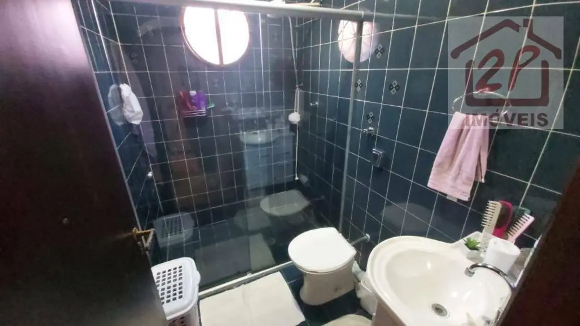 Foto 9 de Casa com 4 quartos à venda, 250m2 em Sao Jose Dos Campos - SP
