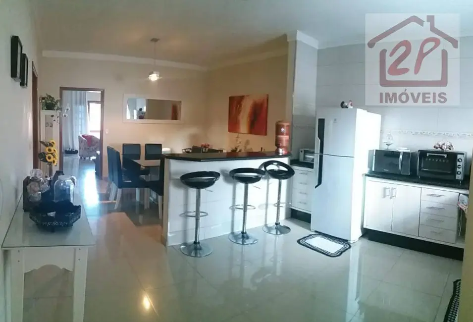 Foto 1 de Sobrado com 3 quartos à venda, 250m2 em Sao Jose Dos Campos - SP