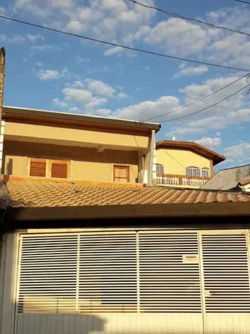 Foto 1 de Sobrado com 2 quartos à venda, 200m2 em Sao Jose Dos Campos - SP