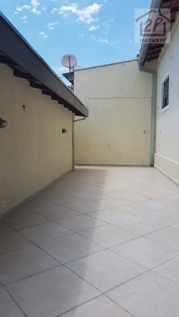 Foto 8 de Casa com 3 quartos à venda, 250m2 em Cidade Jardim, Jacarei - SP