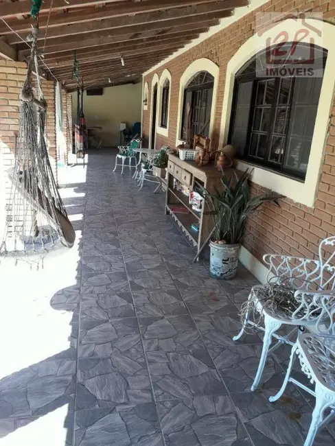 Foto 3 de Chácara com 6 quartos à venda, 2000m2 em Sao Jose Dos Campos - SP