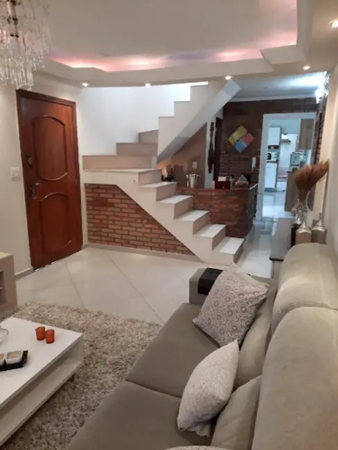 Foto 1 de Sobrado com 3 quartos à venda, 125m2 em Sao Jose Dos Campos - SP