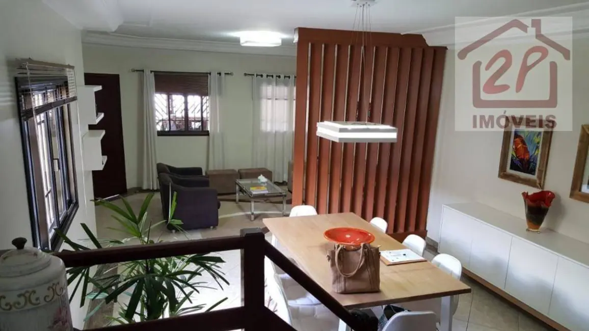 Foto 1 de Sobrado com 3 quartos à venda, 150m2 em Sao Jose Dos Campos - SP