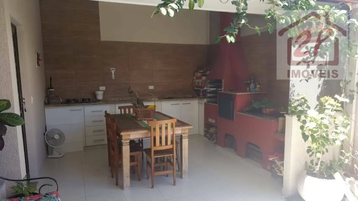 Foto 9 de Sobrado com 3 quartos à venda, 150m2 em Sao Jose Dos Campos - SP