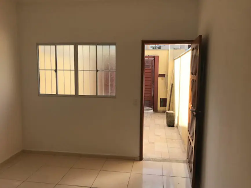 Foto 2 de Casa com 2 quartos à venda, 55m2 em Parque Residencial Santo André, Cacapava - SP