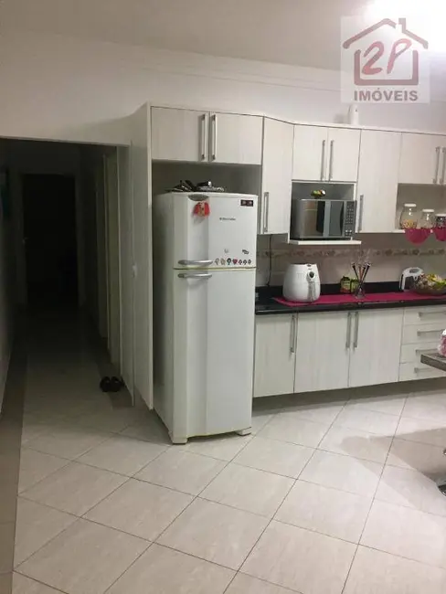 Foto 1 de Casa com 2 quartos à venda, 250m2 em Residencial Santa Paula, Jacarei - SP