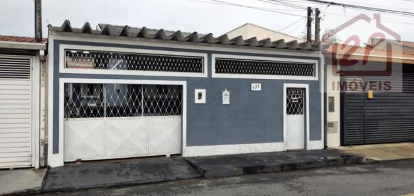 Foto 1 de Casa com 2 quartos à venda, 120m2 em Residencial Sítio Santo Antônio, Taubate - SP