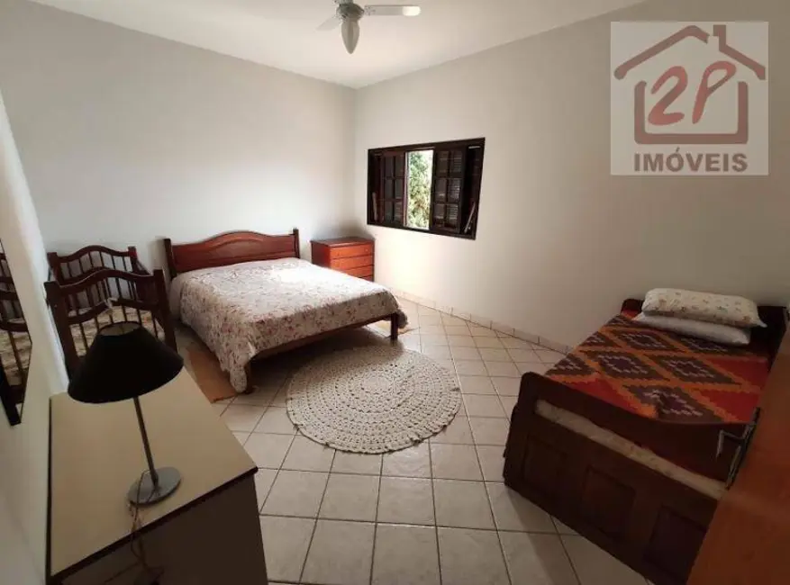 Foto 9 de Sobrado com 4 quartos à venda, 5310m2 em Chácaras Condomínio Recanto Pássaros II, Jacarei - SP