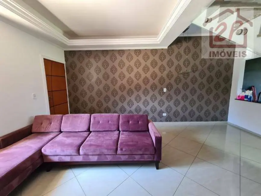 Sobrado com 2 quartos à venda, 158m2 em Jardim Altos de Santana I, Jacarei - SP - imagem 2 Foto 2 de Sobrado com 2 quartos à venda, 158m2 em Jardim Altos de Santana I, Jacarei - SP