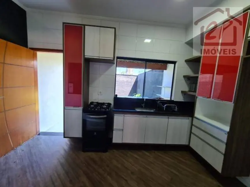 Sobrado com 2 quartos à venda, 158m2 em Jardim Altos de Santana I, Jacarei - SP - imagem 4 Foto 4 de Sobrado com 2 quartos à venda, 158m2 em Jardim Altos de Santana I, Jacarei - SP