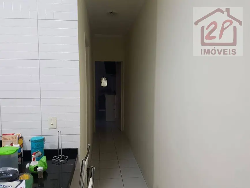 Foto 4 de Casa com 2 quartos à venda, 125m2 em Vila Galvão, Cacapava - SP