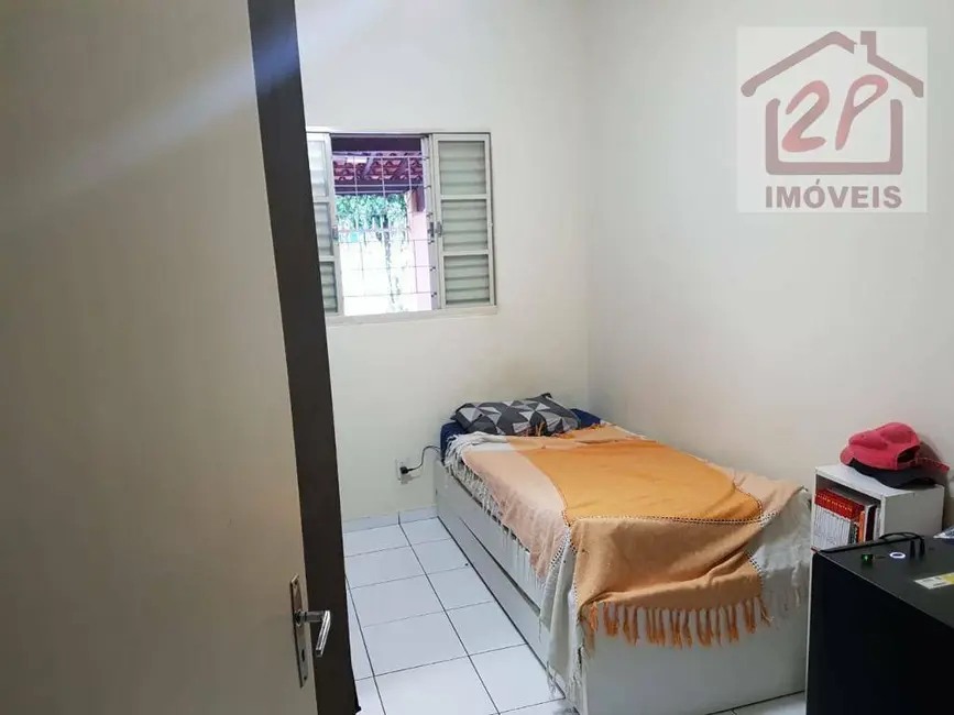 Foto 8 de Casa com 2 quartos à venda, 125m2 em Vila Galvão, Cacapava - SP
