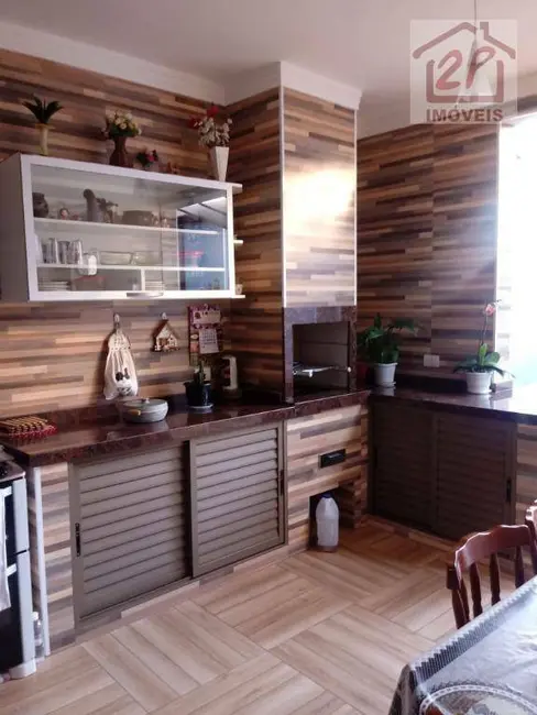 Foto 2 de Casa com 3 quartos à venda, 250m2 em Jacarei - SP