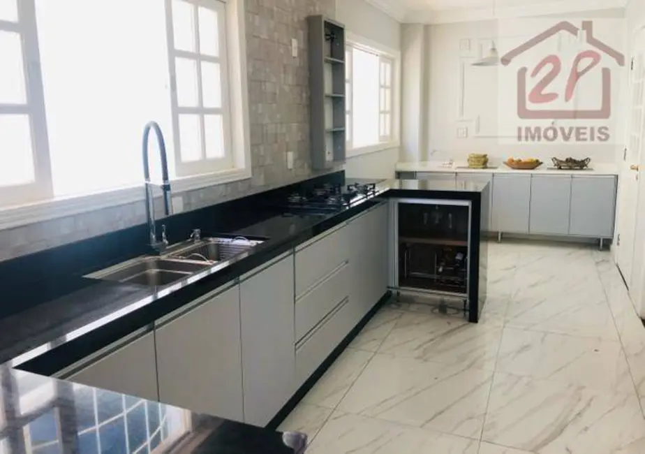 Foto 3 de Sobrado com 6 quartos à venda, 450m2 em Sao Jose Dos Campos - SP