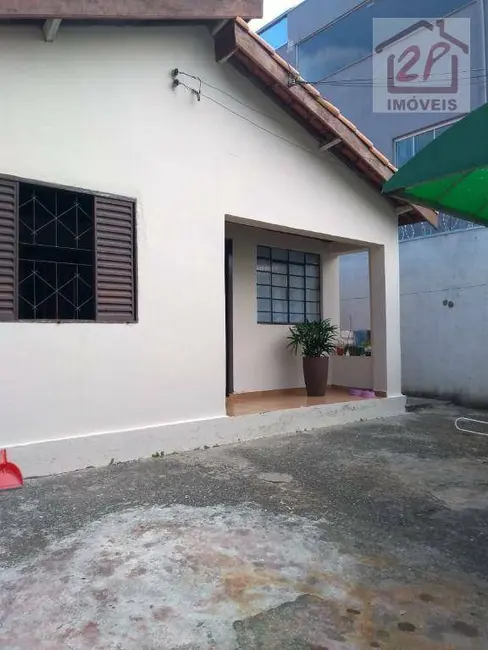 Foto 1 de Casa com 3 quartos à venda, 300m2 em Sao Jose Dos Campos - SP