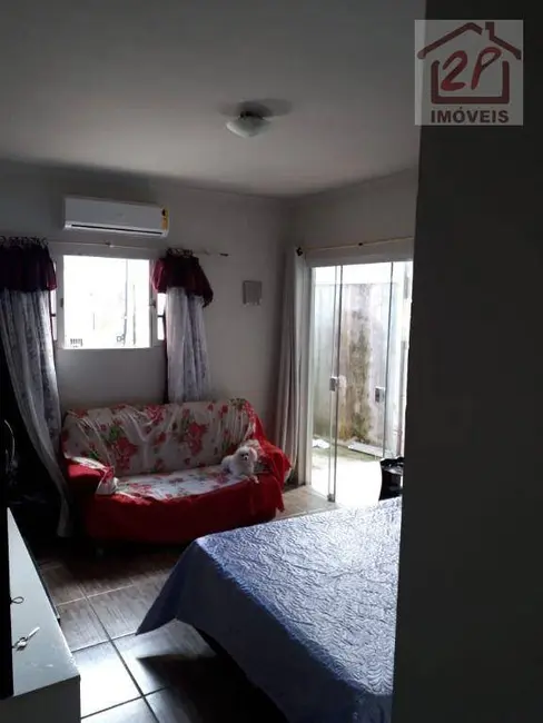 Foto 4 de Casa com 1 quarto à venda, 125m2 em Rio do Ouro, Caraguatatuba - SP