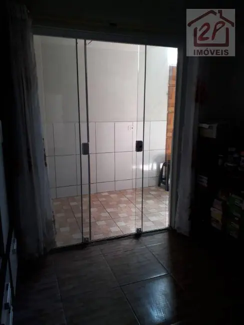 Foto 5 de Casa com 1 quarto à venda, 125m2 em Rio do Ouro, Caraguatatuba - SP