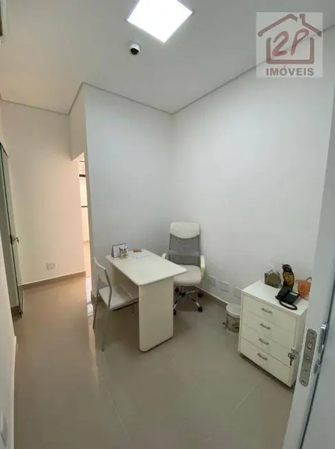 Sala Comercial para alugar, 120m2 em Sao Jose Dos Campos - SP - imagem 4 Foto 4 de Sala Comercial para alugar, 120m2 em Sao Jose Dos Campos - SP