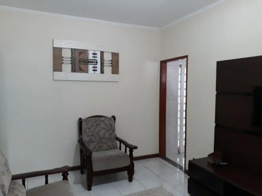 Foto 2 de Casa com 3 quartos à venda, 287m2 em Sao Jose Dos Campos - SP