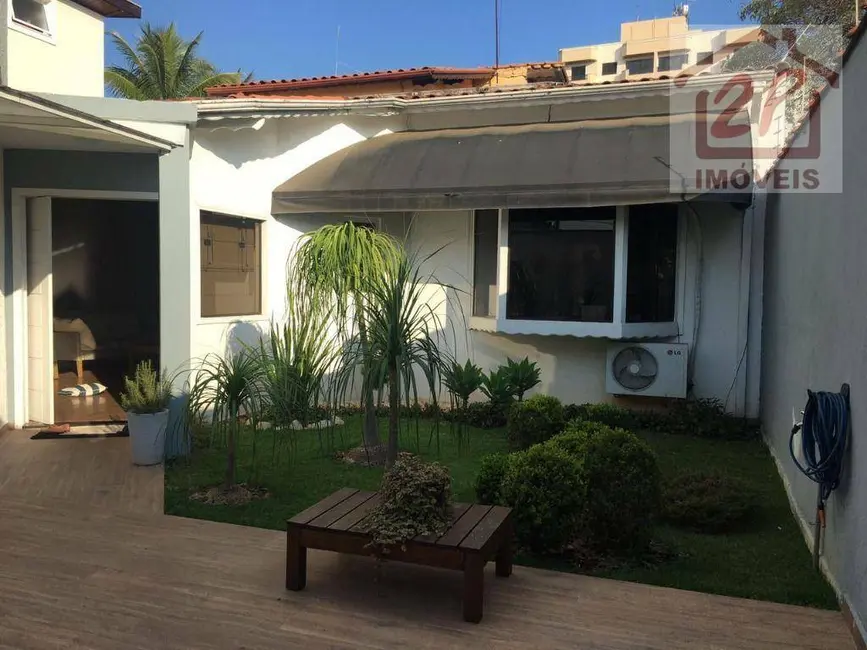 Foto 3 de Casa com 3 quartos à venda, 358m2 em Centro, Cacapava - SP