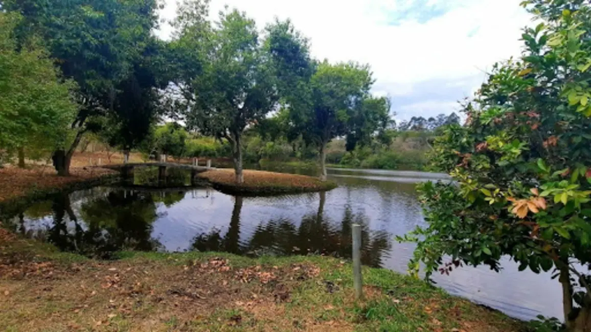 Foto 1 de Terreno / Lote à venda, 377m2 em Cacapava - SP