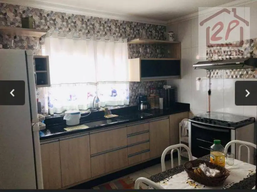 Foto 3 de Casa com 4 quartos à venda, 300m2 em Sao Jose Dos Campos - SP