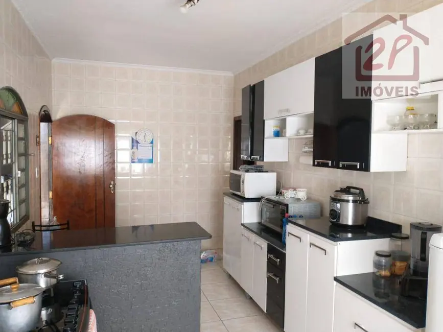 Foto 6 de Casa com 3 quartos à venda, 250m2 em Sao Jose Dos Campos - SP