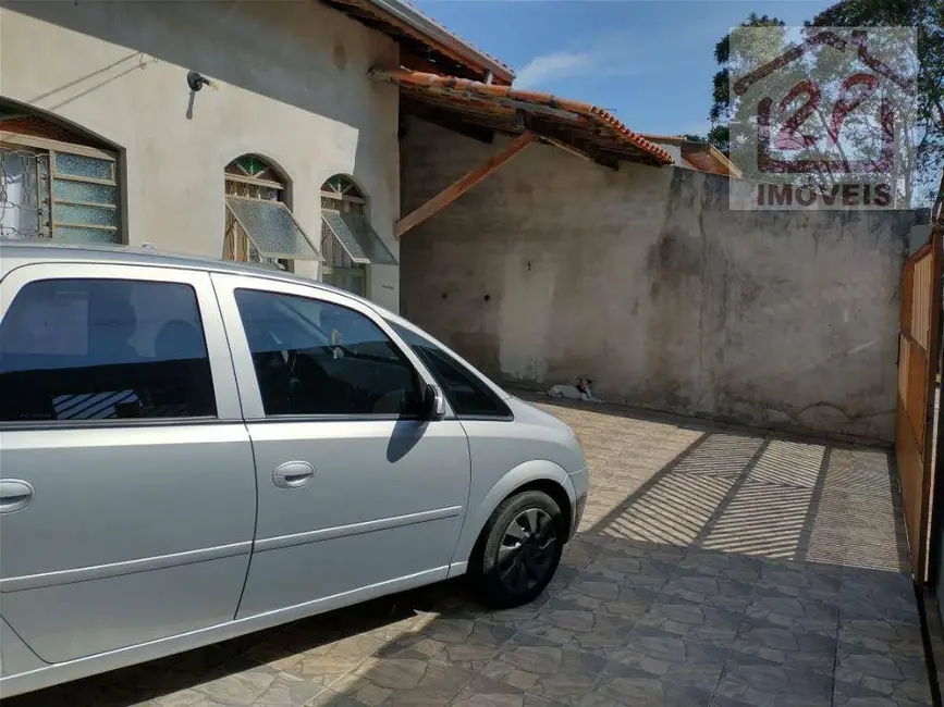 Foto 1 de Casa com 3 quartos à venda, 250m2 em Sao Jose Dos Campos - SP