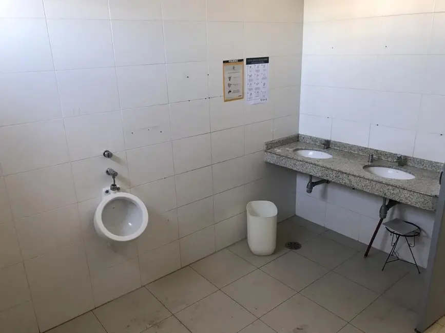 Loja para alugar, 700m2 em Sao Jose Dos Campos - SP - imagem 7 Foto 7 de Loja para alugar, 700m2 em Sao Jose Dos Campos - SP