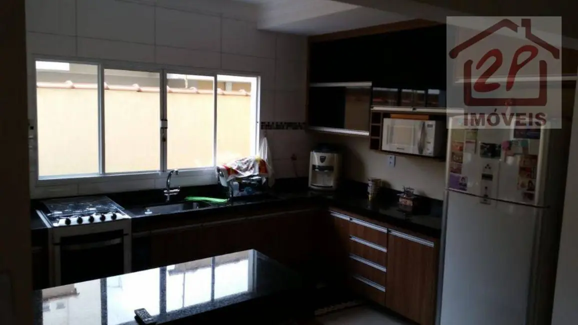 Foto 2 de Sobrado com 4 quartos à venda, 300m2 em Sao Jose Dos Campos - SP