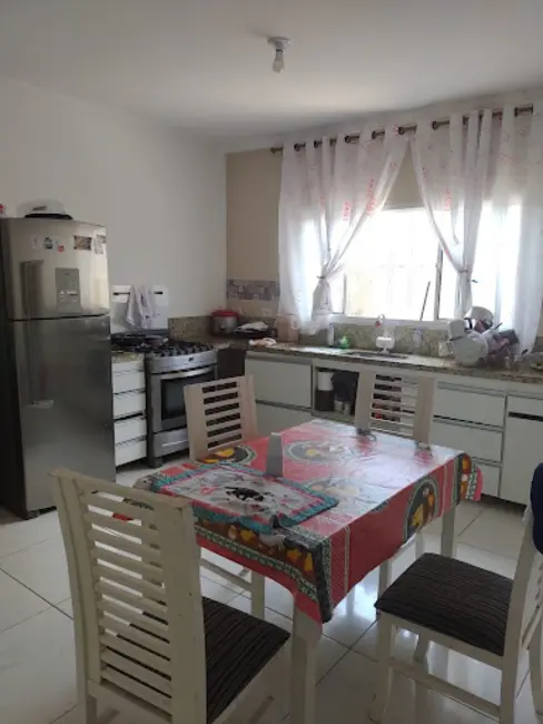 Foto 1 de Sobrado com 3 quartos à venda, 175m2 em Sao Jose Dos Campos - SP